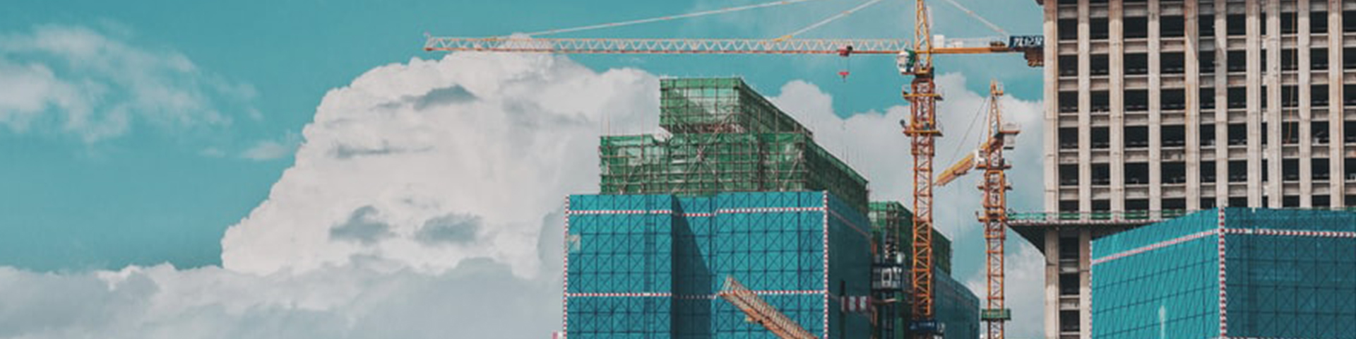 Станьте востребованным специалистом, пройдя обучение по программе подготовки «Строительство»