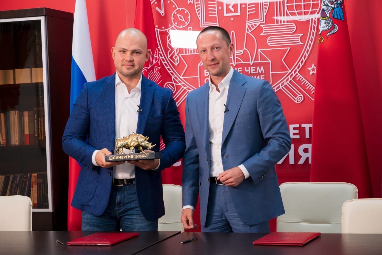 Университет «Синергия» и Союз смешанных боевых единоборств ММА России и подписали соглашение о сотрудничестве