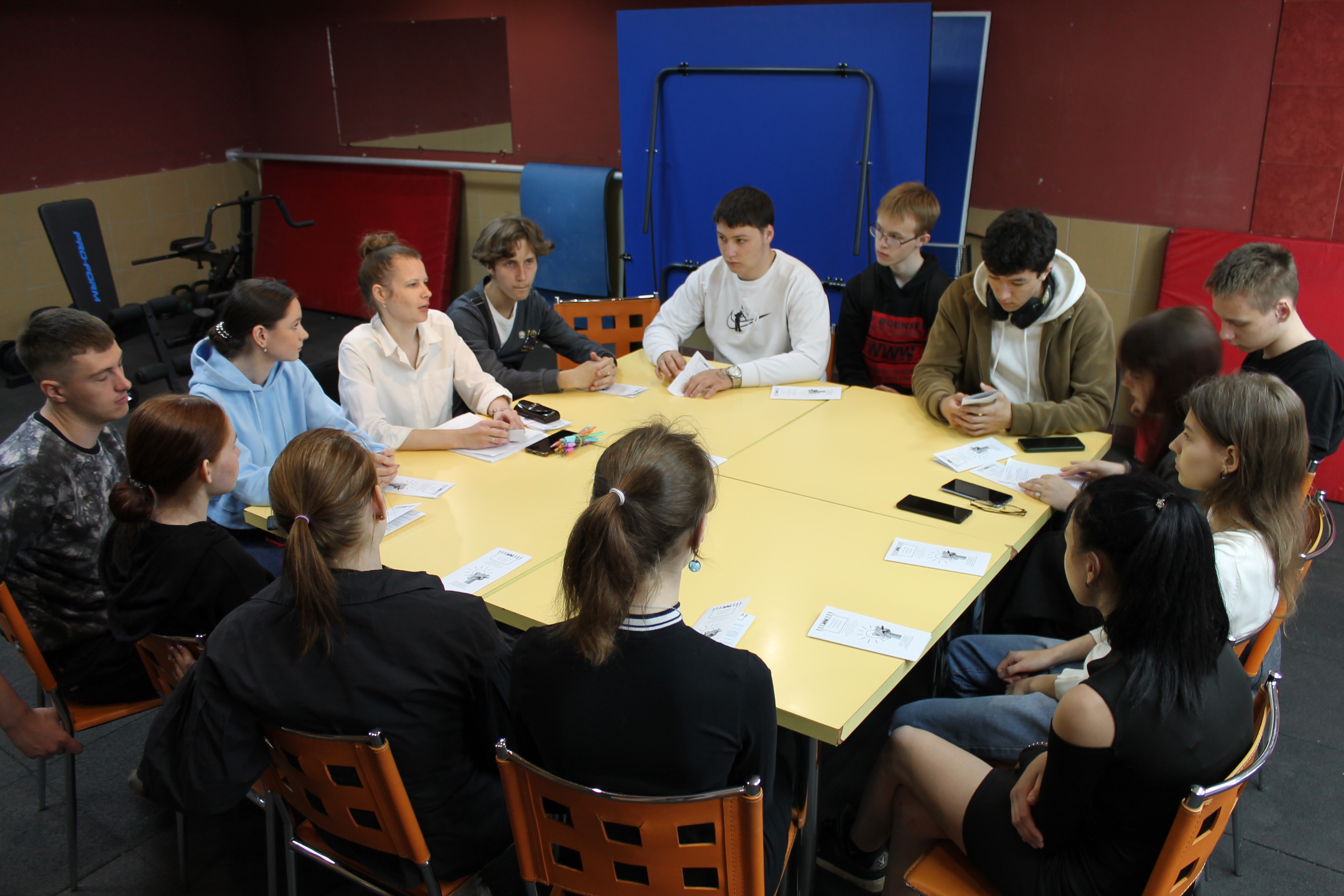 Студенты Омского филиала приняли участие в тренинге «8 способов принятия решений»